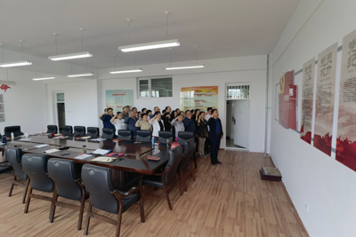 1c5d3a0aa1244fa3be86afede54f7342.jpg