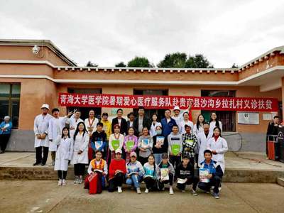 3c56d662db0c4fa78622243b56a0d2f9.jpg 社会实践5.jpg
