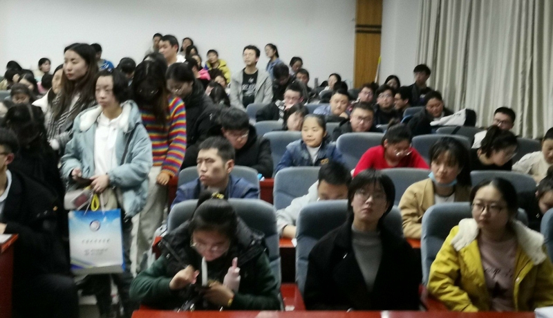 e8ab46daf18f470f98f570bc4f8361e6.jpg 讲座2.jpg