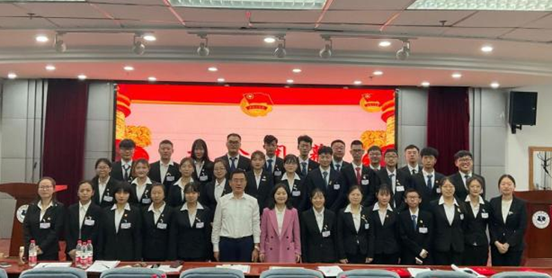 3951ddb857a842039c1bf361f964959b.png 十六次学代会7.png